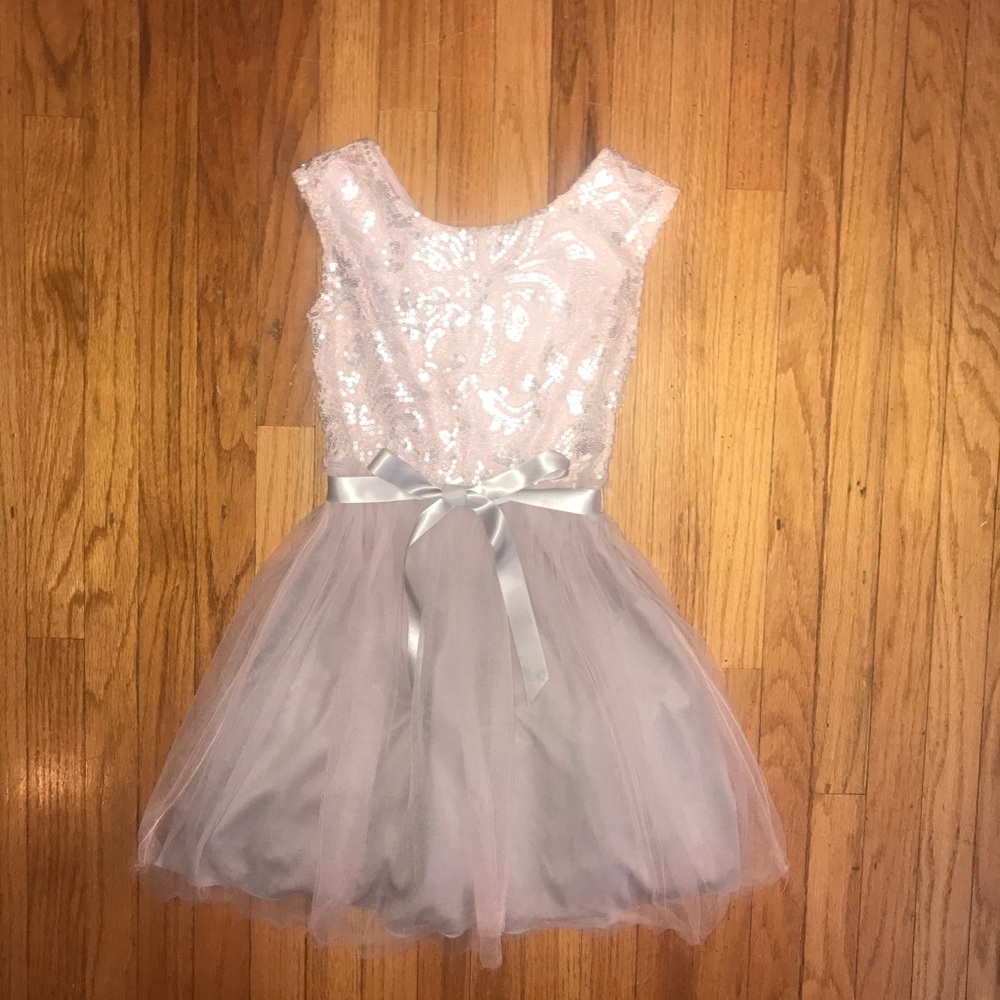 Girls dresses 7/8